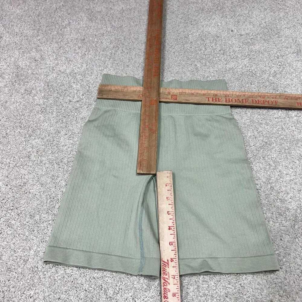 Kimberly C Shorts Biker Women’s Green Pull On Size Small